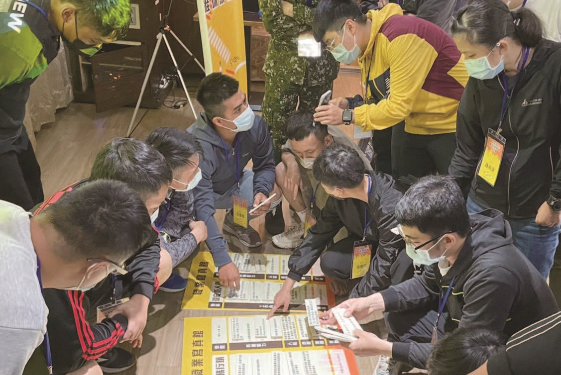 3天2夜職涯探索營,引導學員了解求職條件與盤點個人職涯亮點,搭配互動性課程,提高官兵學習成效。